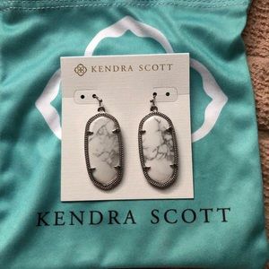 💥Kendra Scott Earrings🌟